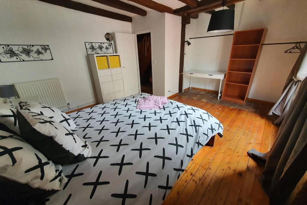 Maison Entiere De 115M2 En Hyper Hyper Centre Aux Coeur Des Halles De Tours De 2 A 7 Personnes Eksteriør billede