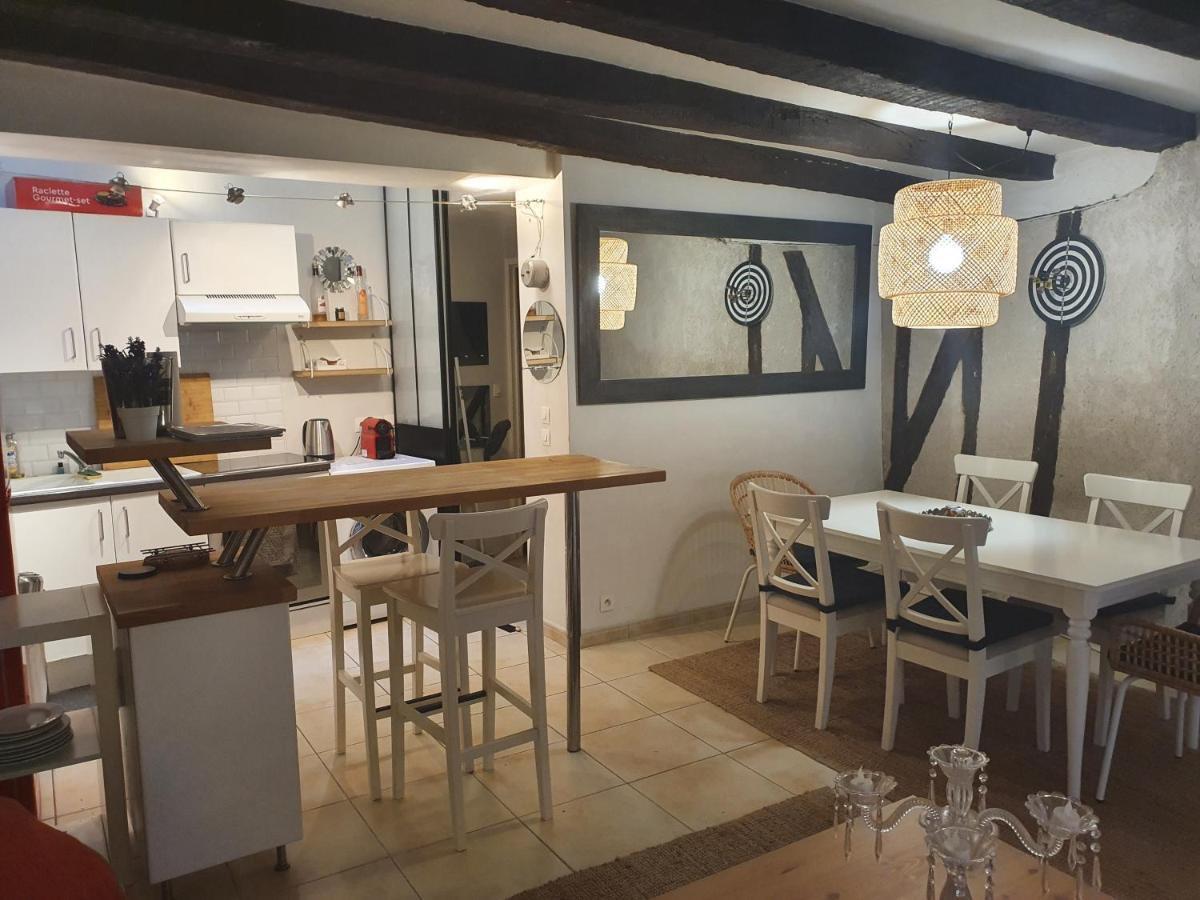 Maison Entiere De 115M2 En Hyper Hyper Centre Aux Coeur Des Halles De Tours De 2 A 7 Personnes Eksteriør billede